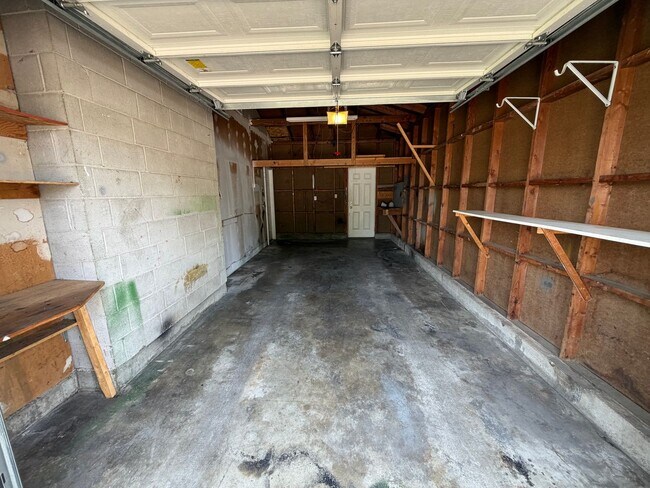 Building Photo - 12924 E 8th Ave