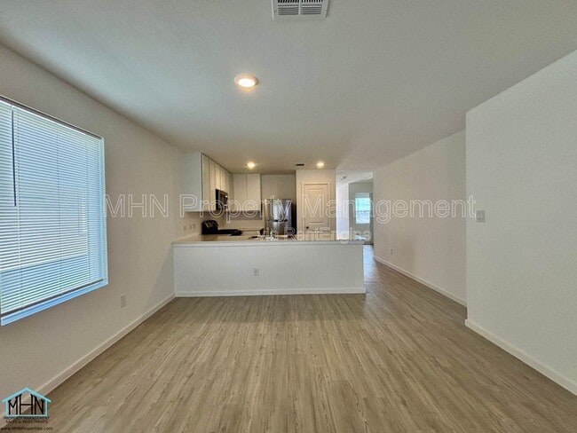 Building Photo - 12931 Kathleen St