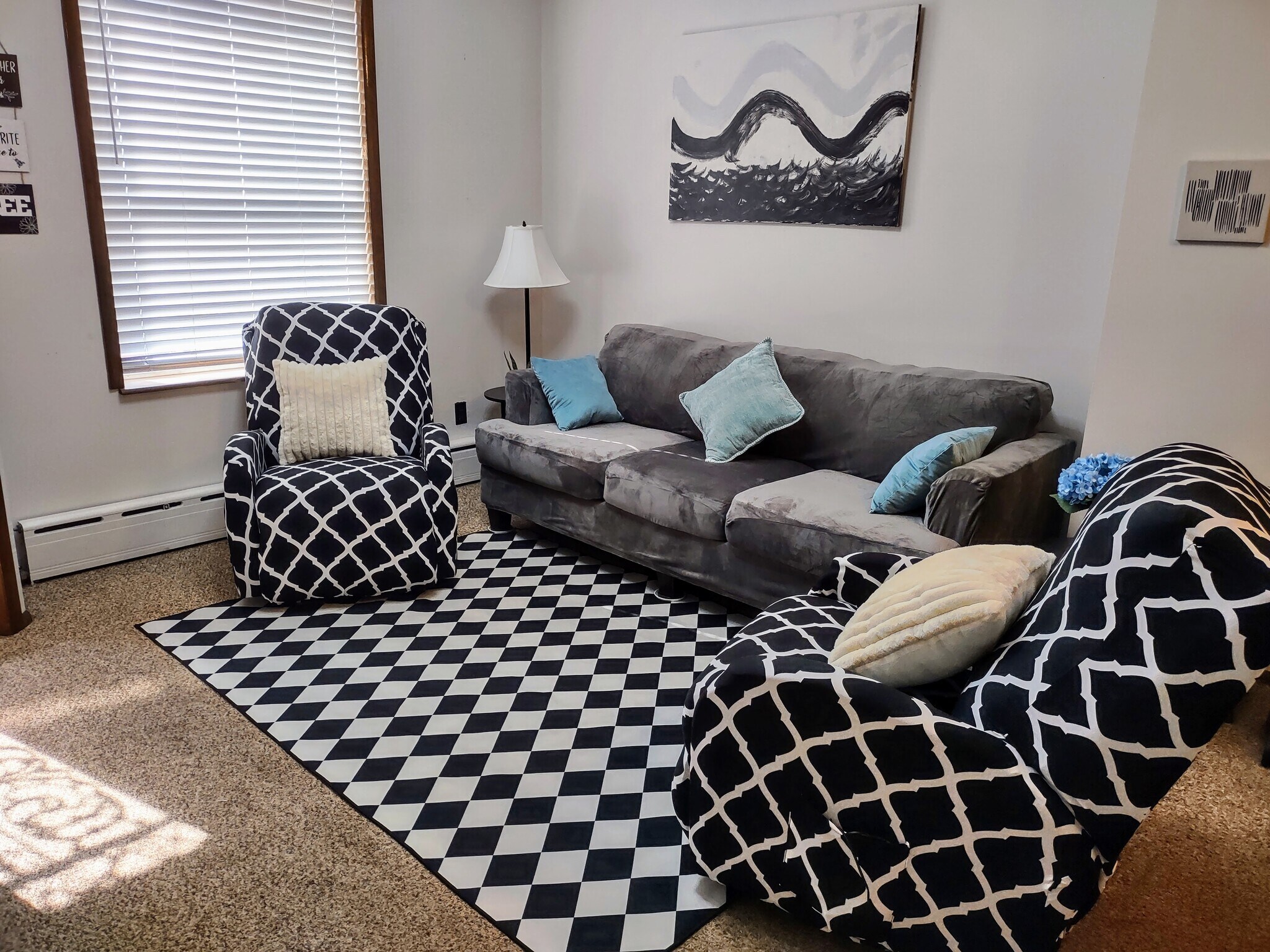 Building Photo - 2223 S Garnet St