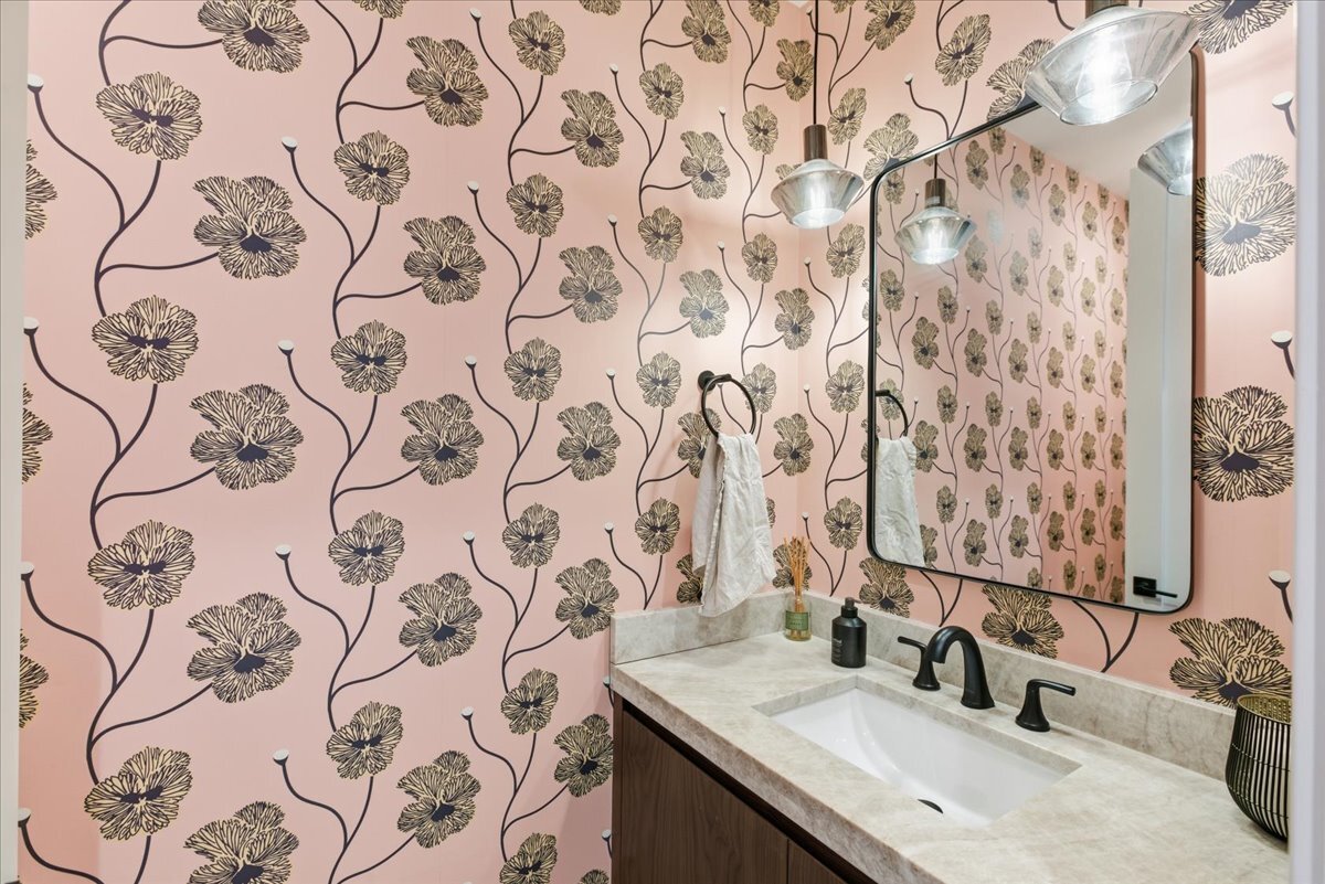 Building Photo - 3219 N Seminary Ave