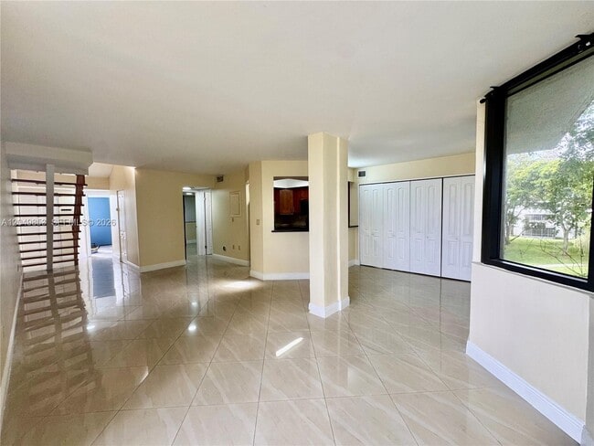 Building Photo - 8215 SW 152nd Ave