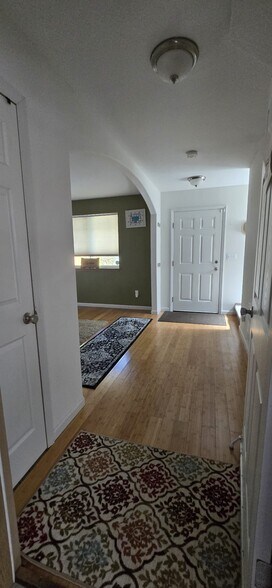 Garage to Den - 15408 14th Ave W