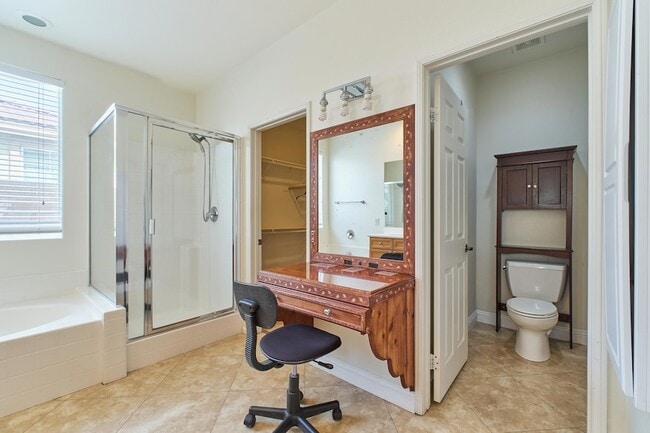 Building Photo - 82950 Vincent Dr