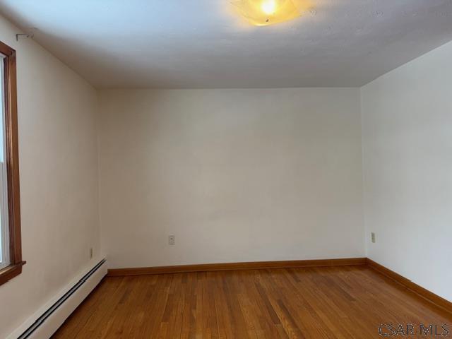 Building Photo - 927 East Ave