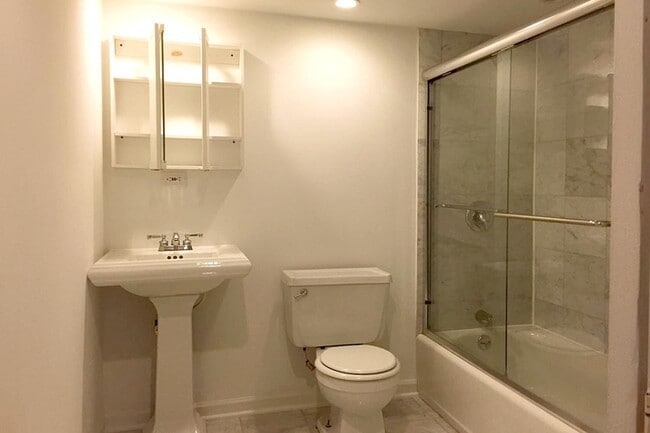 Floorplan - 5532 S. Kimbark Avenue