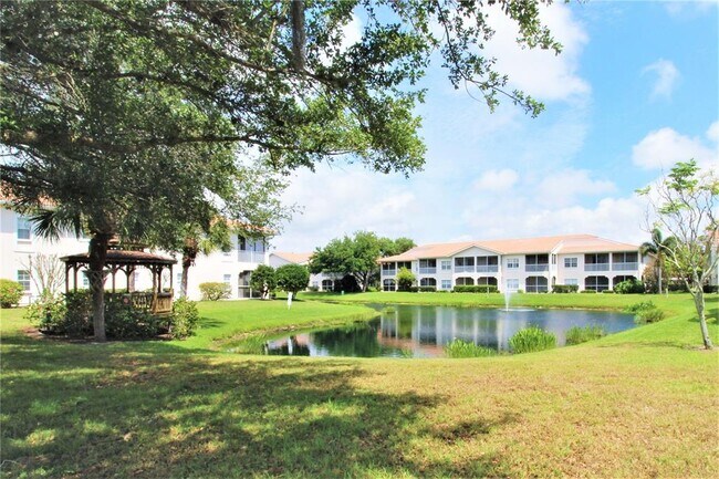 Building Photo - 4260 Central Sarasota Pkwy