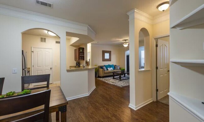 Building Photo - The Height of Comfort, The Peak of Style!