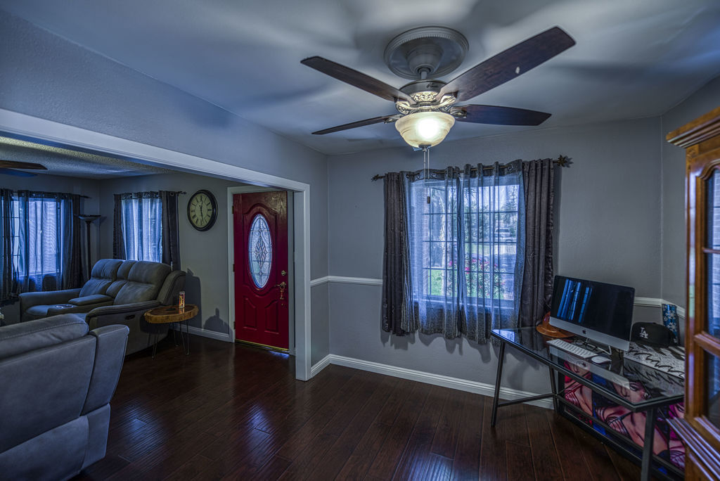 Dinning Room - 600 Hazel St