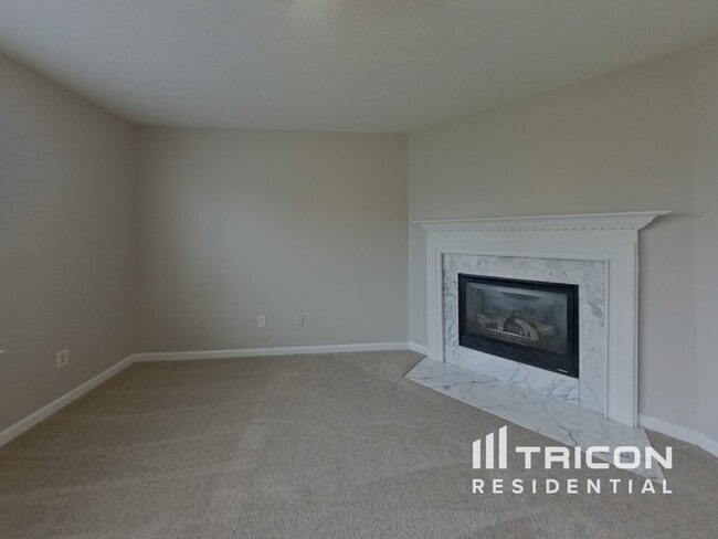 Building Photo - 1740 Courtyard Ln