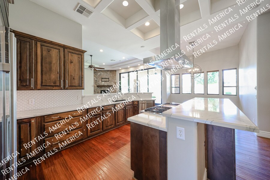 Building Photo - 4430 E Gemini Pl