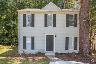 Building Photo - 3 bdrm, 2.5 bath in Decatur