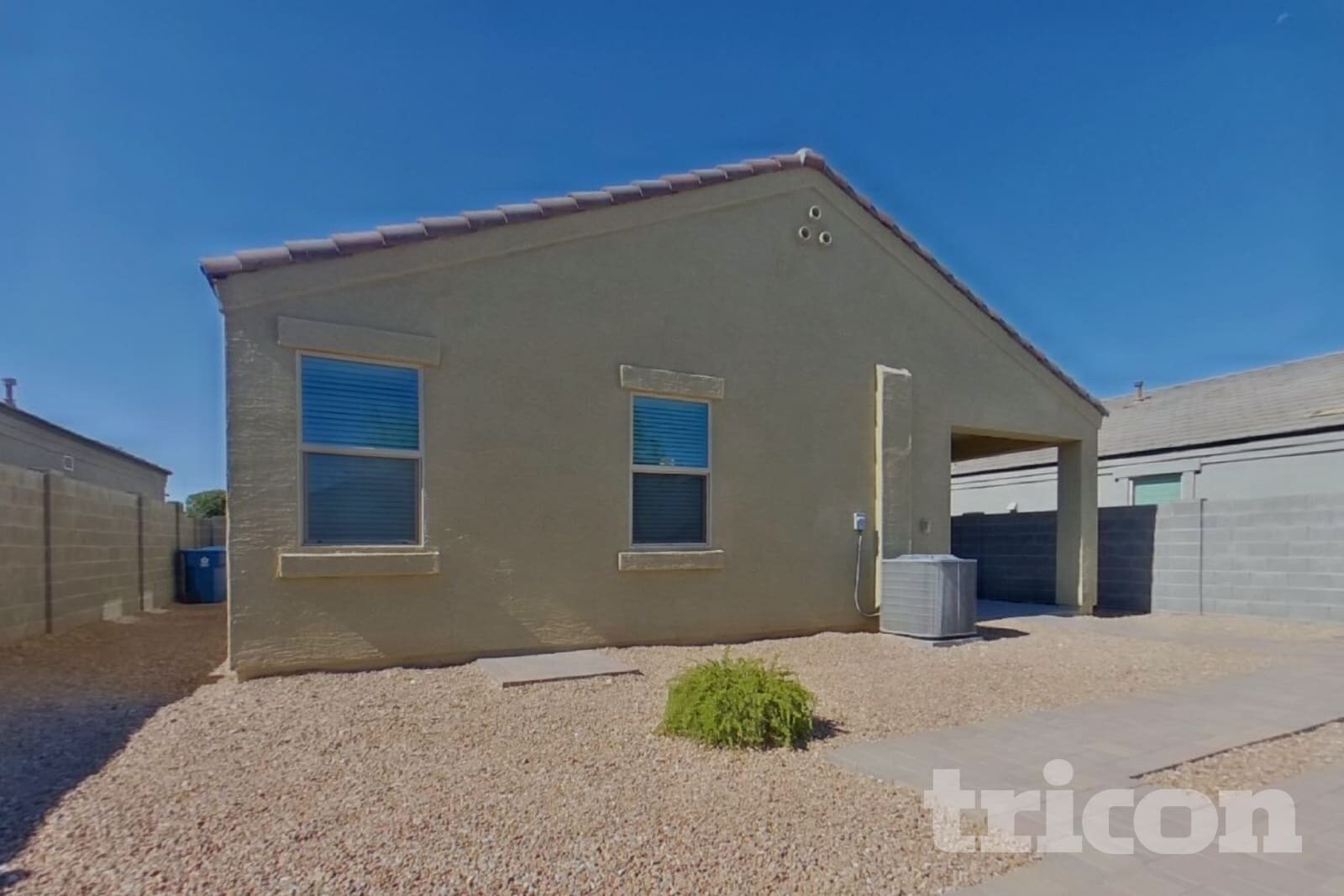 Building Photo - 31062 W Mulberry Dr