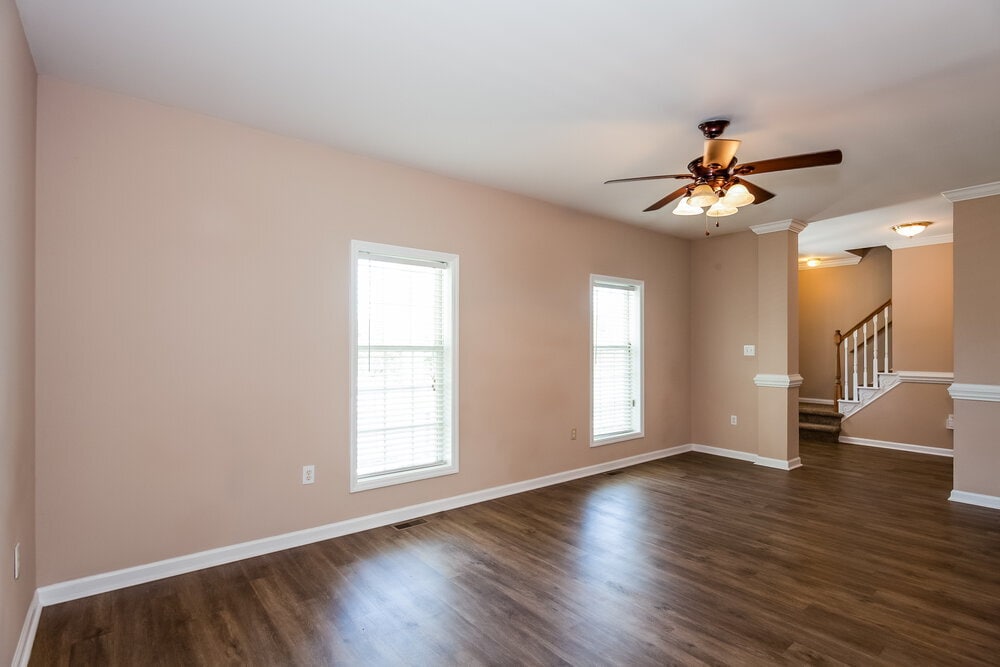 Building Photo - 906 Houston Heights Rd