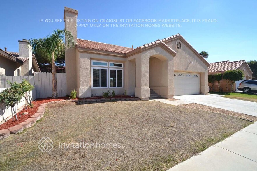 Primary Photo - 2261 Gregory Ave