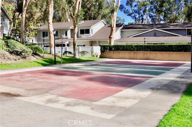 Building Photo - 2470 Coventry Cir