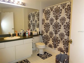 Building Photo - 5536 Metrowest Blvd