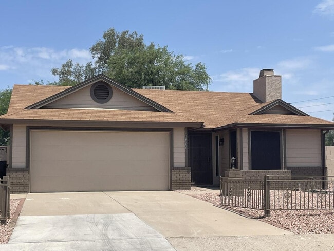 Building Photo - 3860 E Acoma Dr