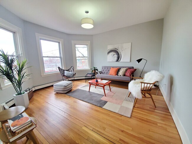 Building Photo - 25 Kensington Ave