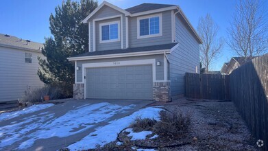 Building Photo - Beautiful Stetson Hills Home!