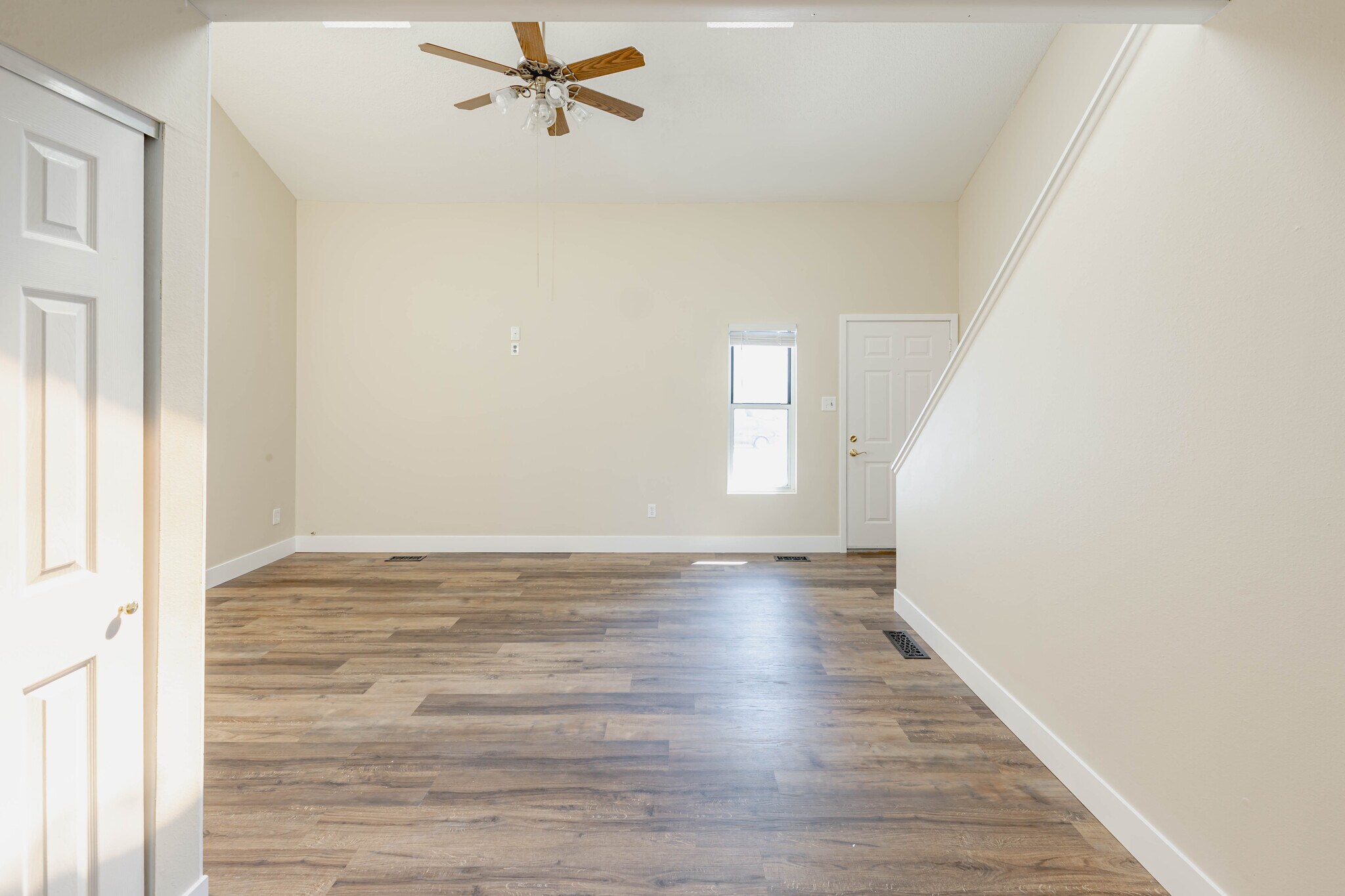 Building Photo - 3172 Meadow Trail Dr