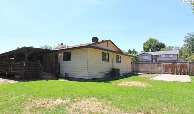 Building Photo - Kennewick 3 Bed/2 Bath Rambler + Bonus Room