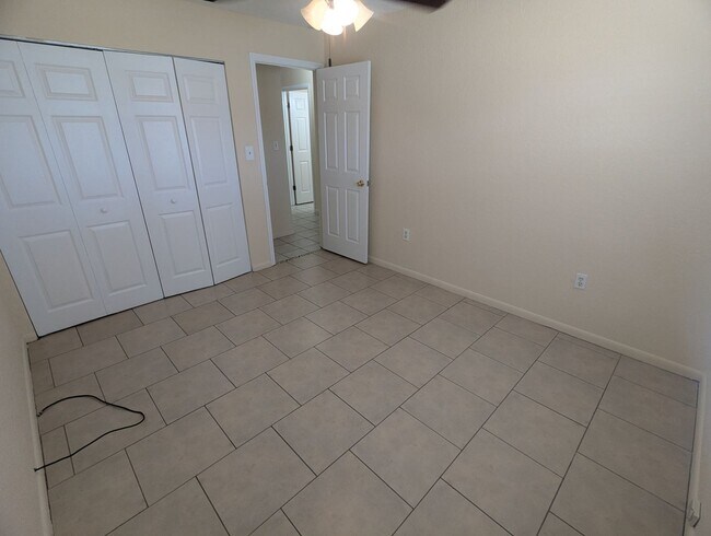 Building Photo - 824 N St Clair Abrams Ave