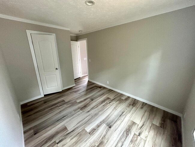 Building Photo - 2110 US-127