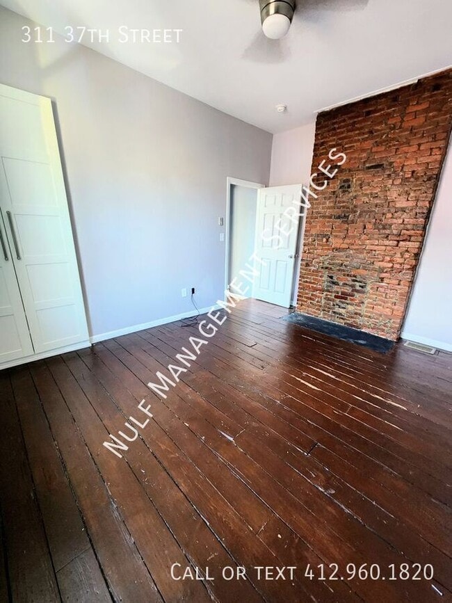 Building Photo - 311 37th St