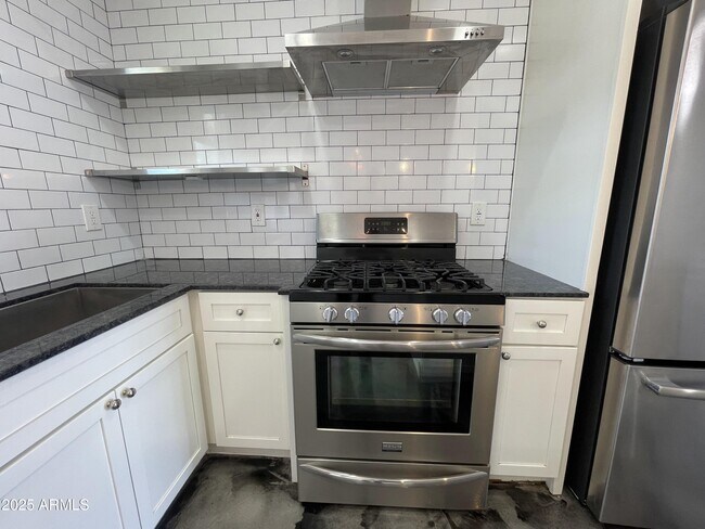 Building Photo - 3416 N 37th St