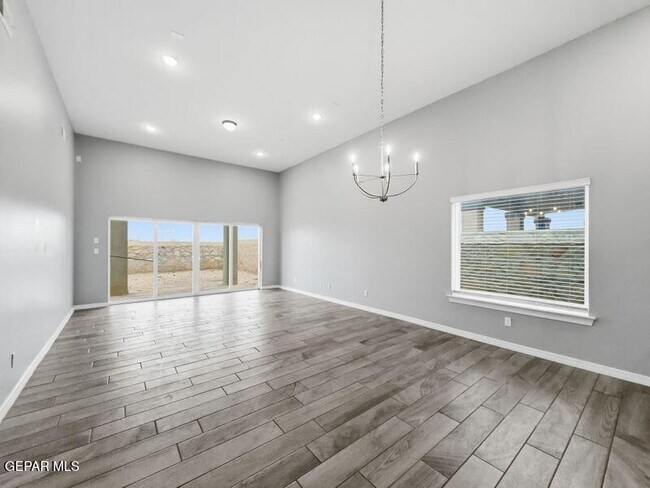 Building Photo - 11365 Hidalgo Dr