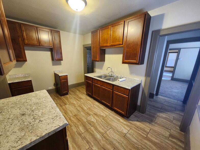 Building Photo - 2767 N 46th St