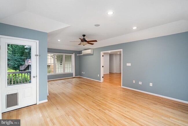 Building Photo - 10317 Cardinal Rd