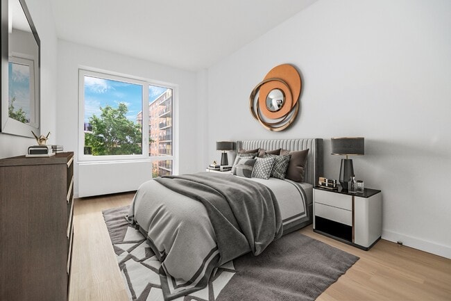 Building Photo - 71-82 Parsons Boulevard