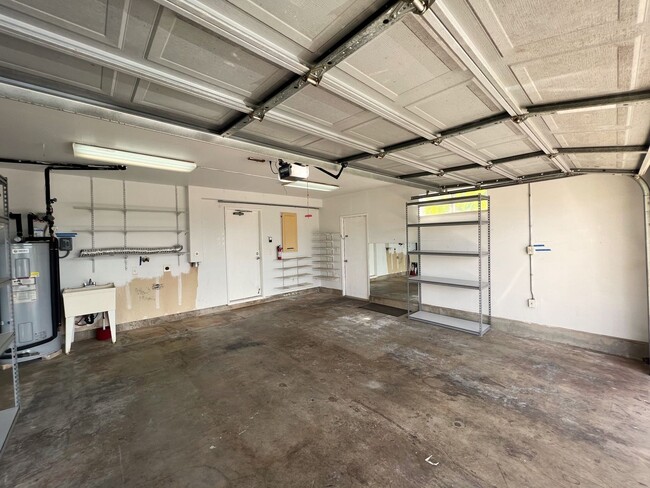 Building Photo - 344GOR