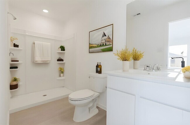 Building Photo - 641 Falling Cave Dr