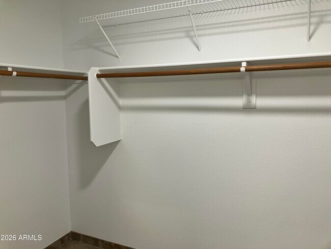 Building Photo - 2240 E Aire Libre Ave