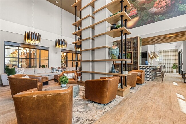 Building Photo - 1223 E Plant St