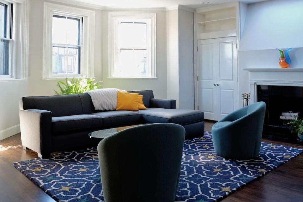 living space - 17 Marlborough St