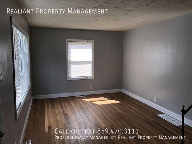Building Photo - 149 St. Ann-