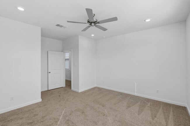 Building Photo - 3311 Loam Ln