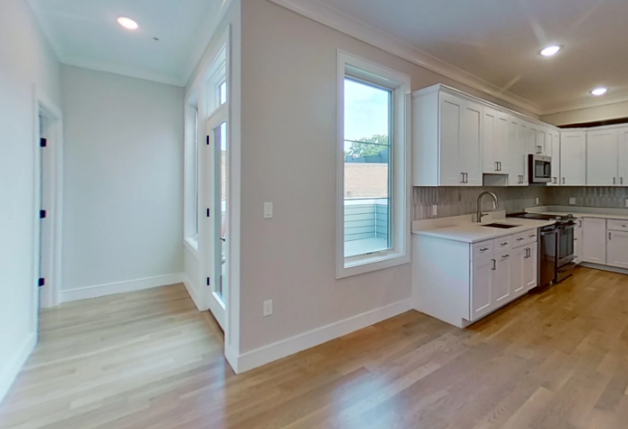 Apt 7 - 104 Warren St