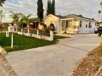 Building Photo - 3647 Elliotta Dr