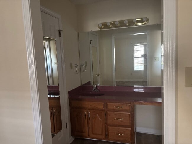 Building Photo - 375 Plum Tree Cir