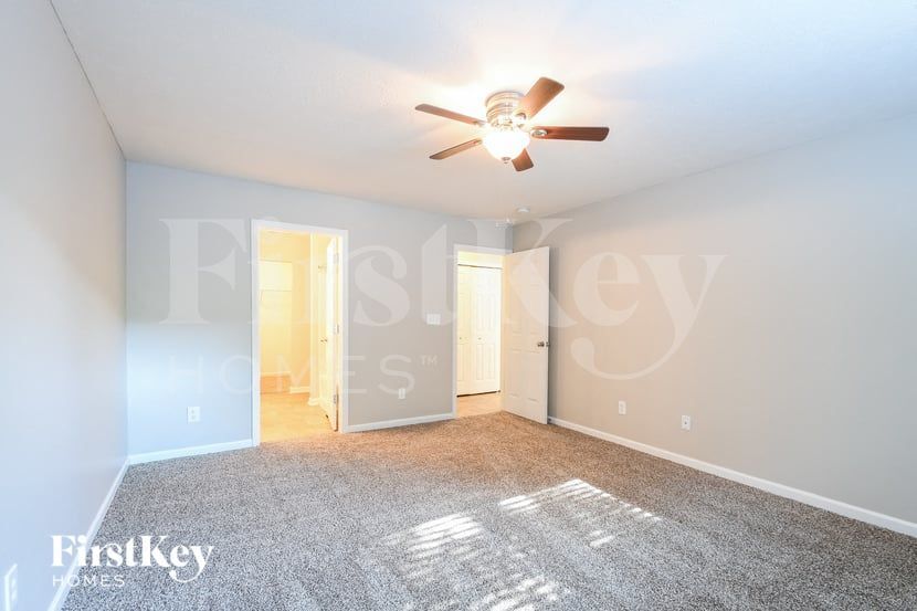 Building Photo - 13826 Zion Ct