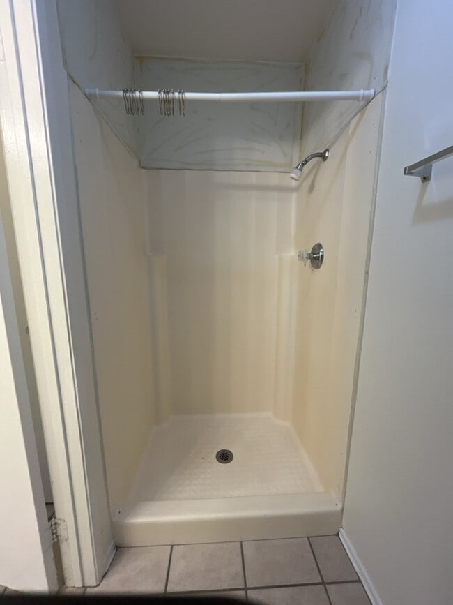 Building Photo - 2722 Kline Cir