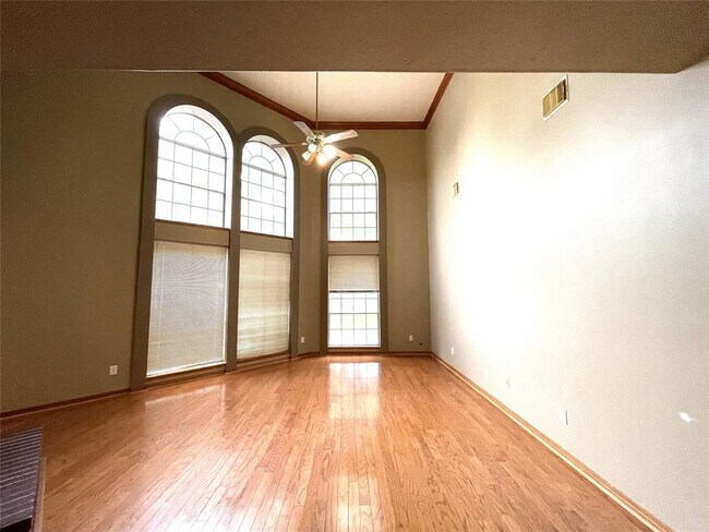 Building Photo - 1606 Bay Berry Ln