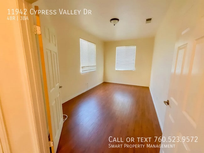 Building Photo - 11942 Cypress Valley Dr