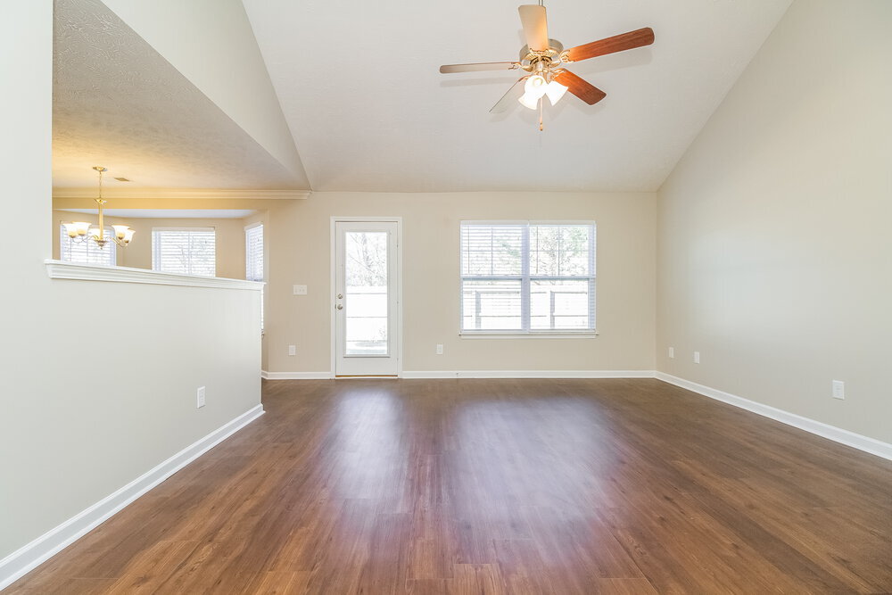 Building Photo - 327 Sarava Ln