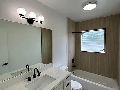 Building Photo - 50 NE 132nd Terrace