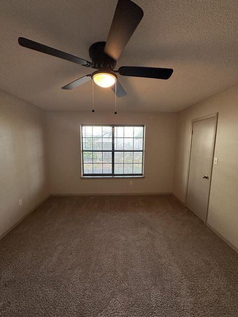 Building Photo - 2567 Weeping Willow Ln